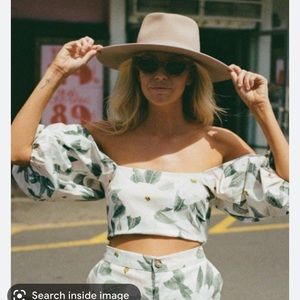 NWT Billabong by Salty Blonde Sun Glow floral crop top